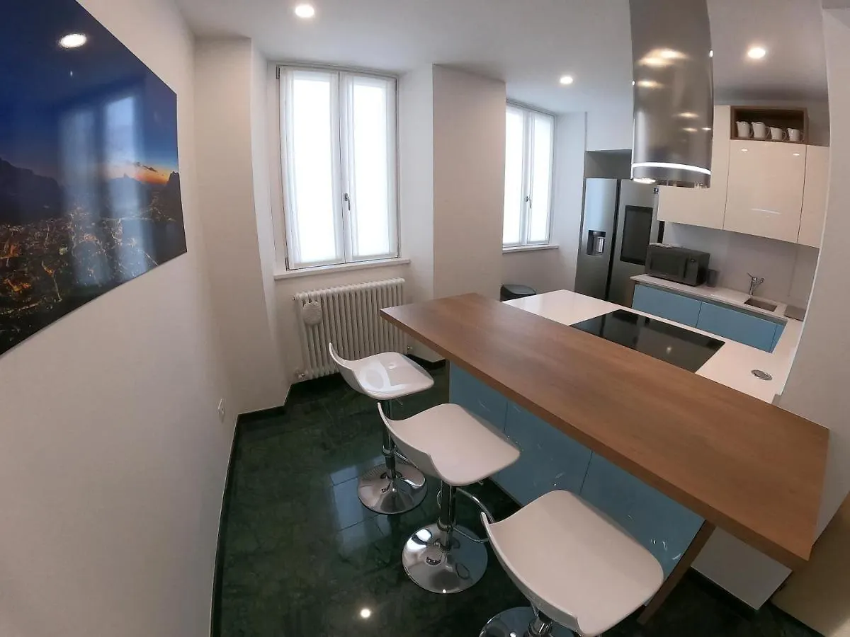La Casa Sul Lago Lecco 2 0*,